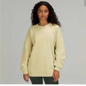 Lululemon Perfectly Oversized Crew
Dew Green